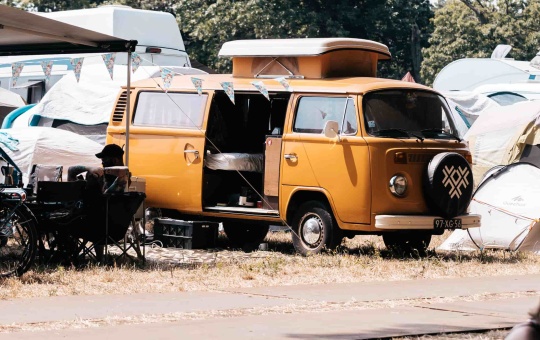 Camping Metal Town